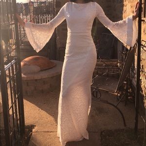Bell sleeve white lace dress